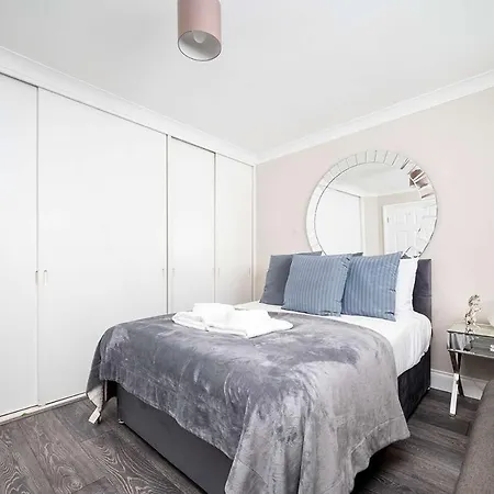 Апартаменты Luxury Flat In Cheslea Prime Location Лондон Экстерьер фото