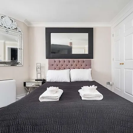 Апартаменты Luxury Flat In Cheslea Prime Location Лондон Экстерьер фото