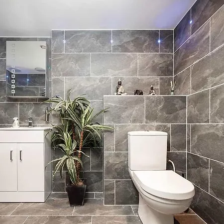 Апартаменты Luxury Flat In Cheslea Prime Location Лондон Экстерьер фото