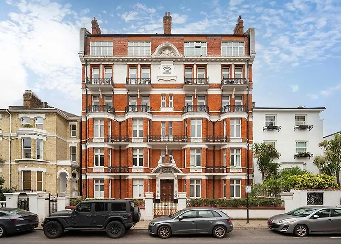 Luxury Flat In Cheslea Prime Location