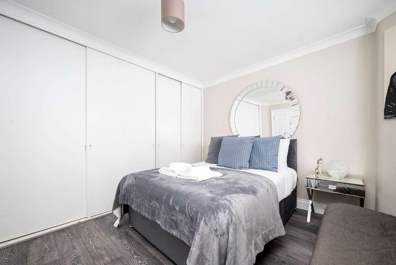 Luxury Flat In Cheslea Prime Location Апартаменты *
