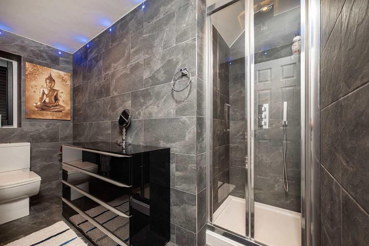Luxury Flat In Cheslea Prime Location Лондон